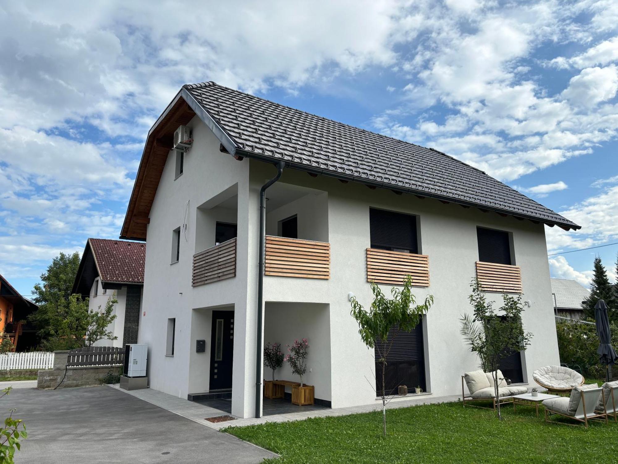 Aura Apartments ゴレンスカ地方 エクステリア 写真