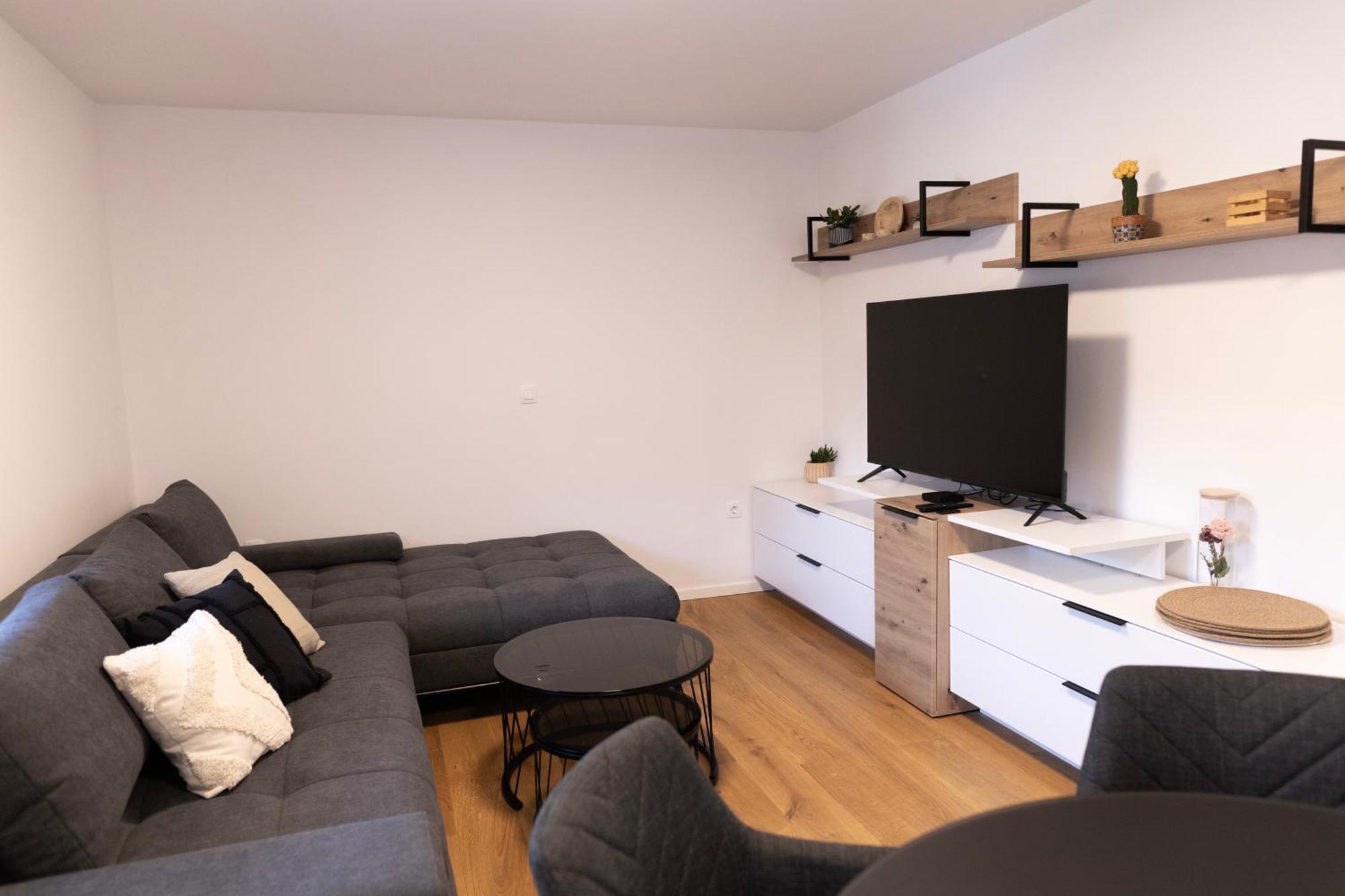 Aura Apartments ゴレンスカ地方 エクステリア 写真