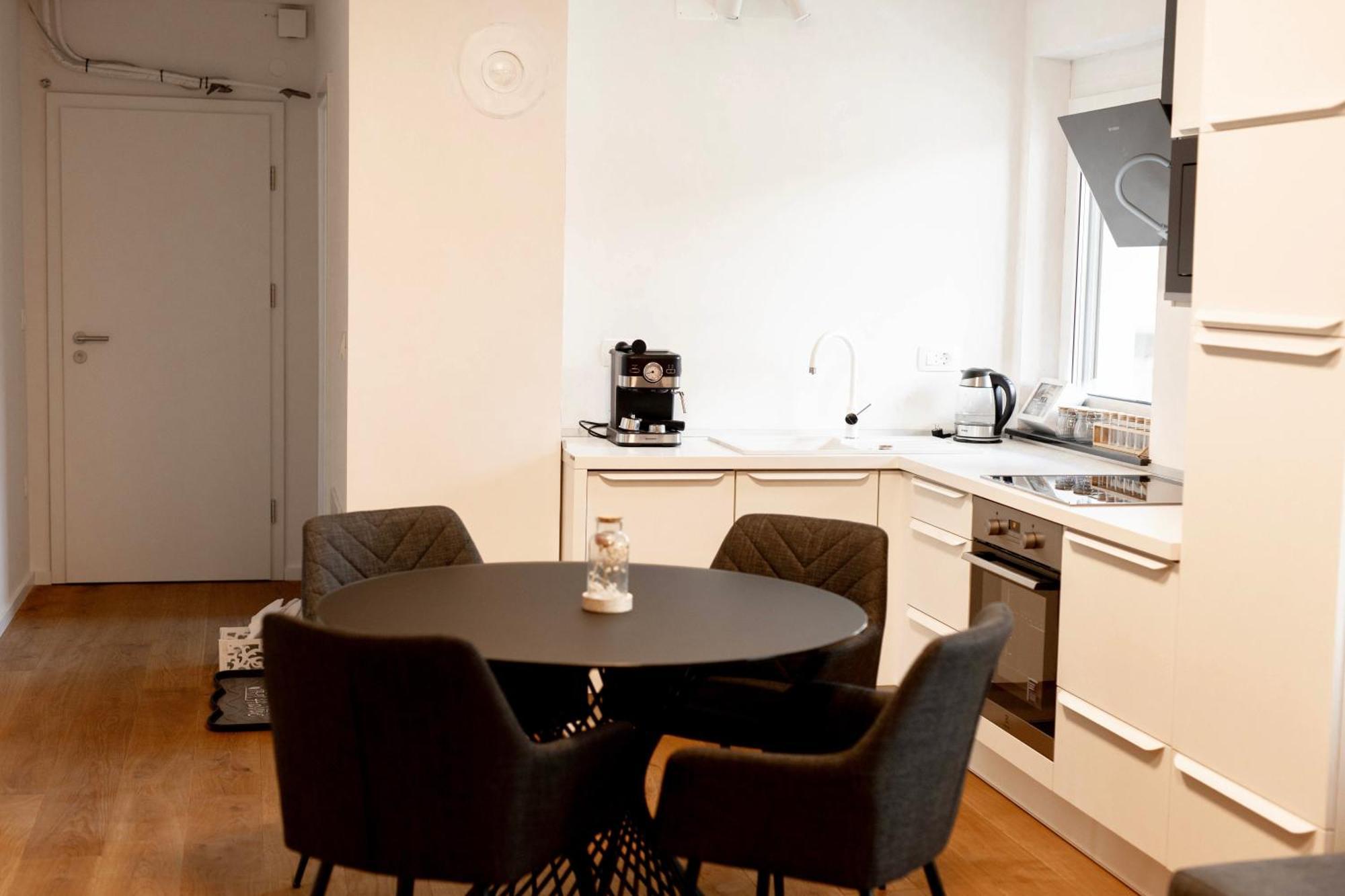 Aura Apartments ゴレンスカ地方 エクステリア 写真