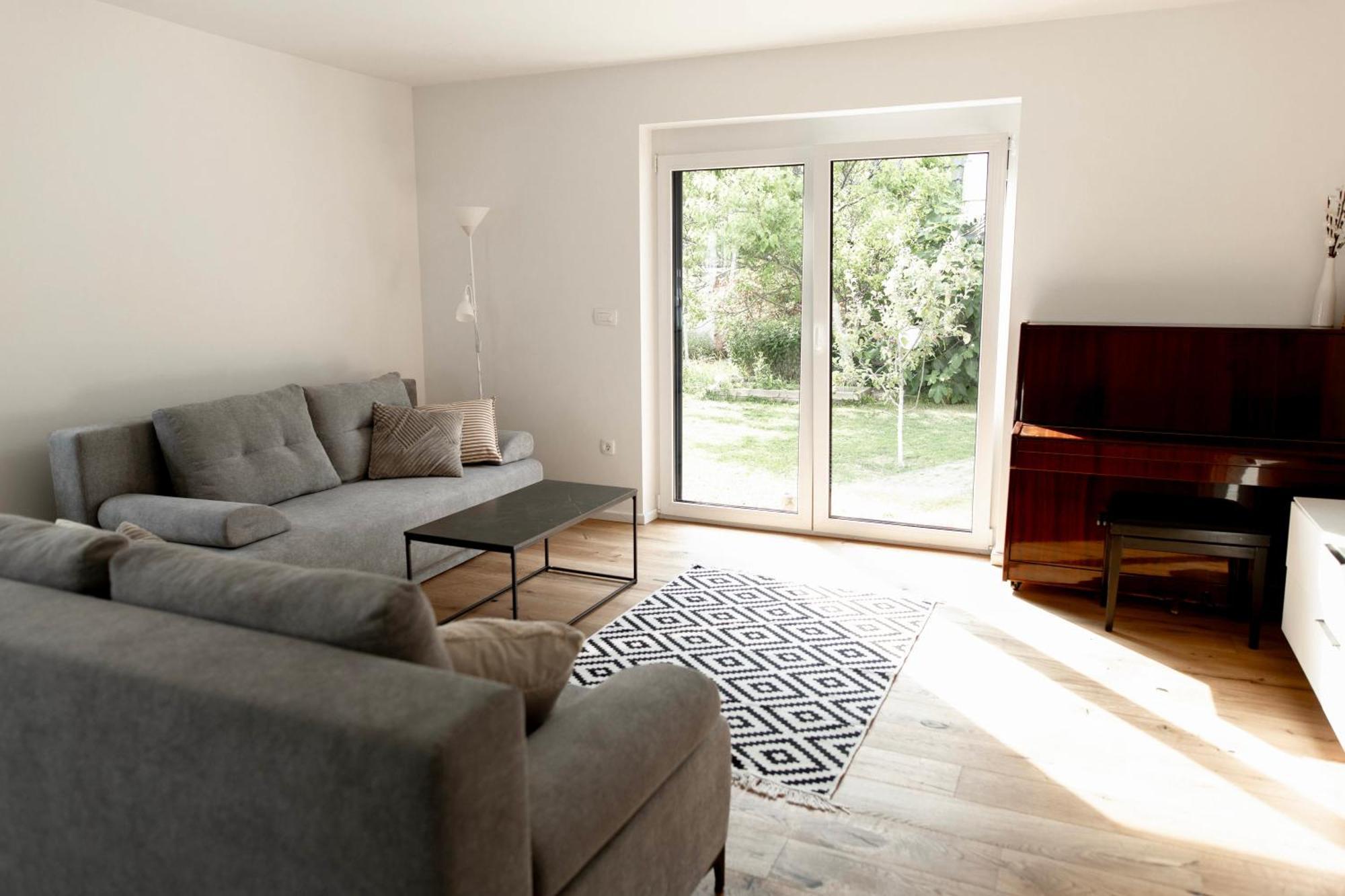 Aura Apartments ゴレンスカ地方 エクステリア 写真