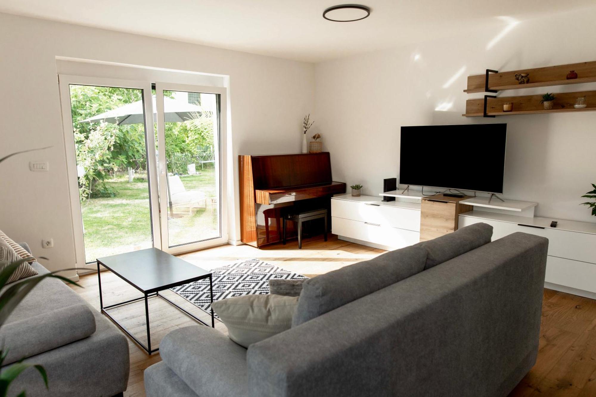 Aura Apartments ゴレンスカ地方 部屋 写真